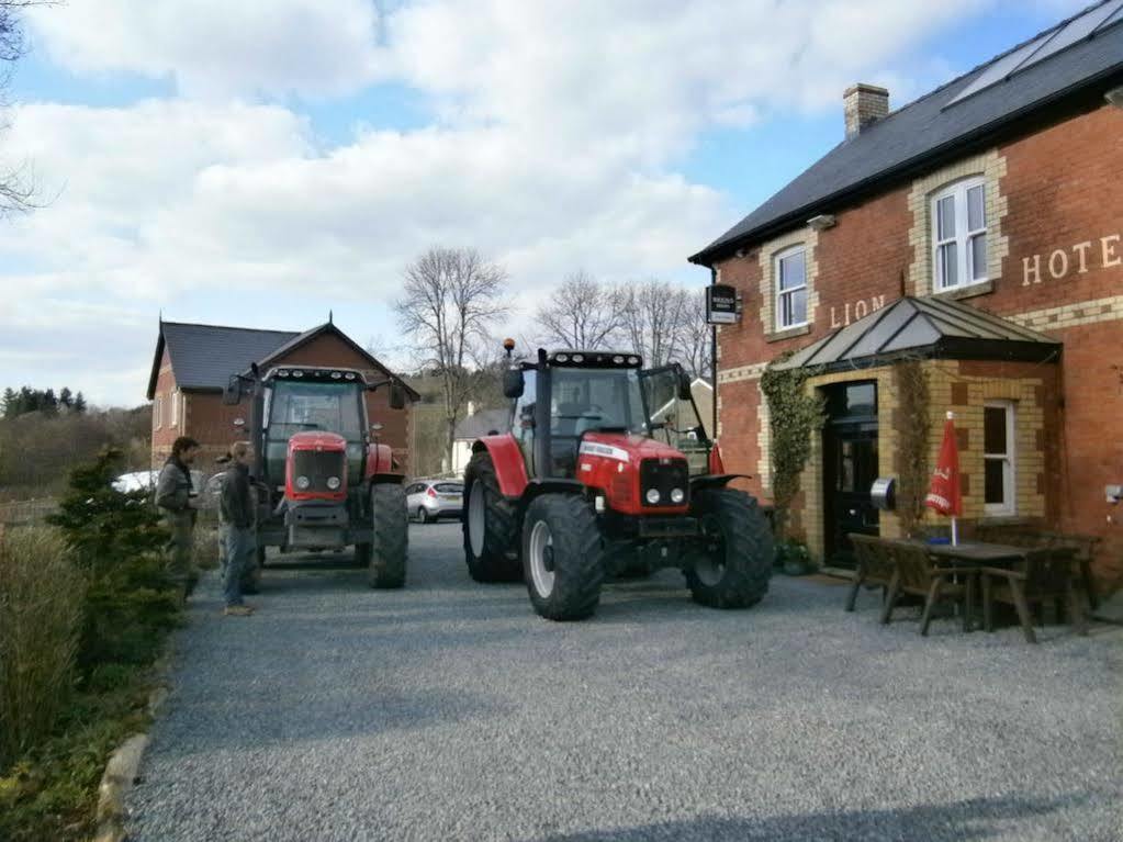 Lion Hotel Llanbister エクステリア 写真